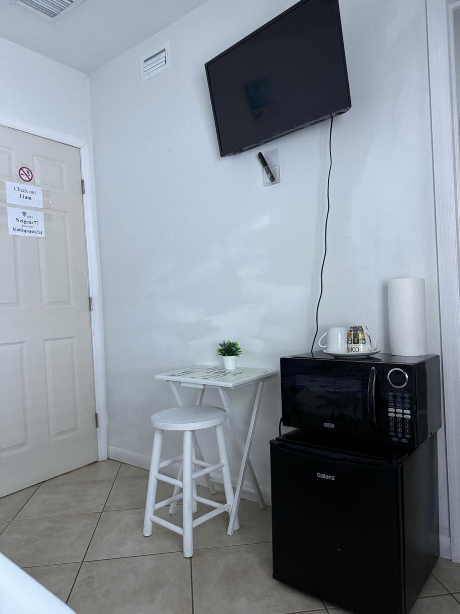 B5 Best Value On Private Bedroom With Private Bathroom In Little Havana, ไมอามี ภายนอก รูปภาพ